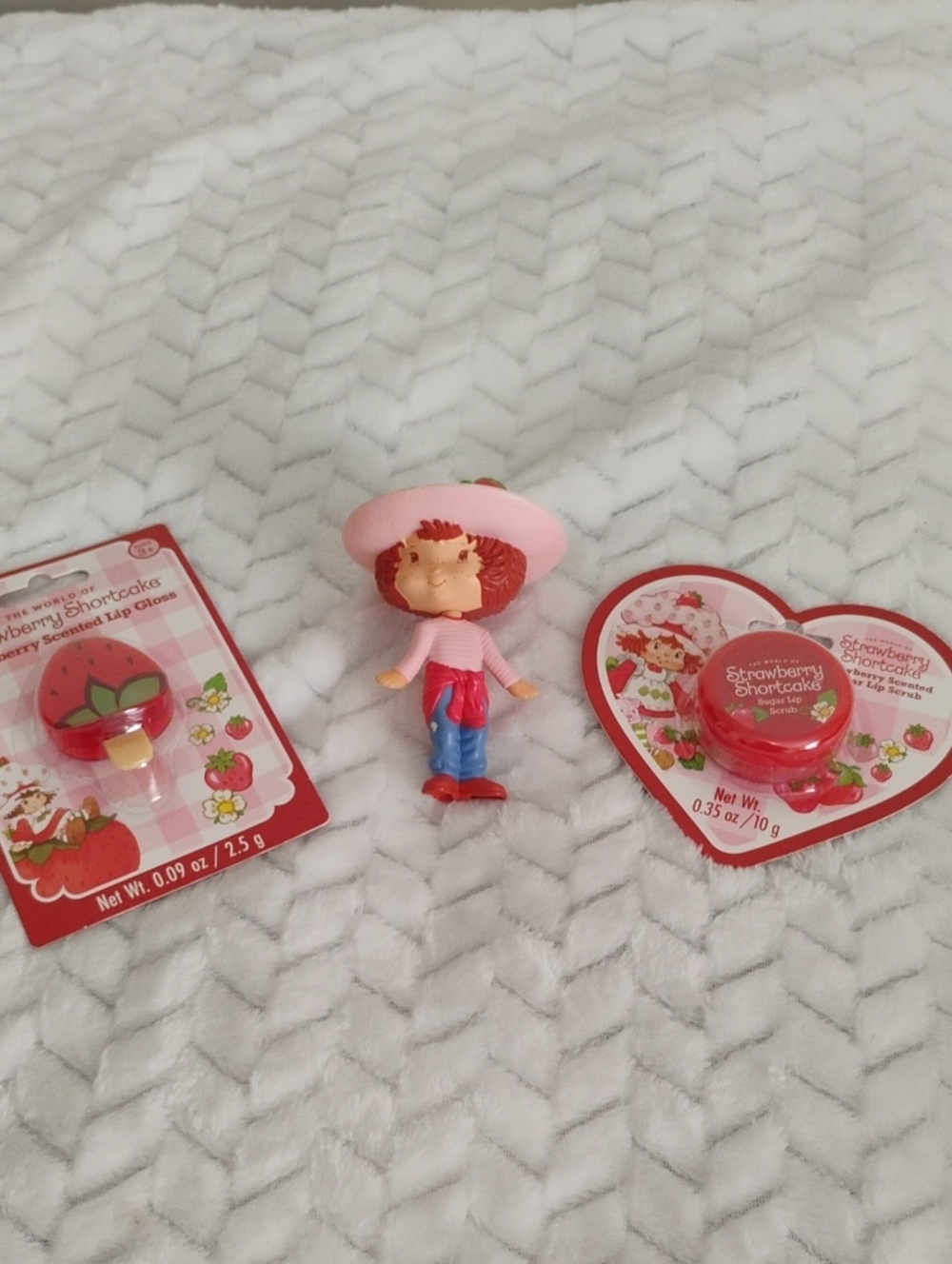 Strawberry- Shortcake Vintage Doll & New Lip Gloss & Scrub